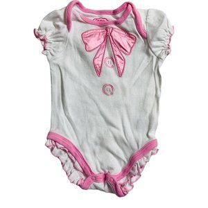 Truly 1 Piece White w Pink Bow Snaps and Trim 9 M